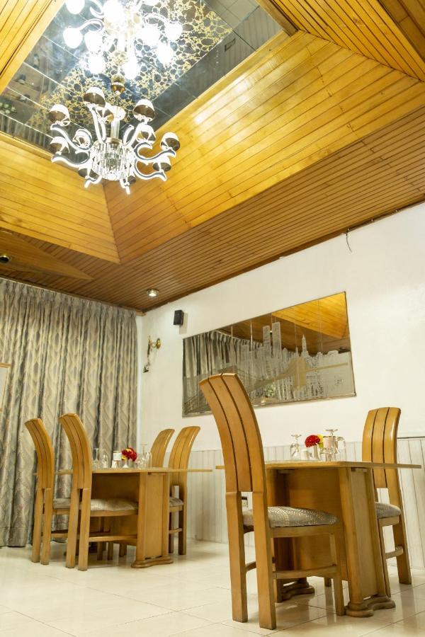 Hill View Hotel West Airport Acra Exterior foto